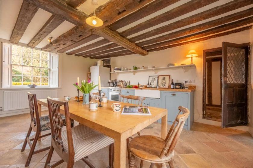 River House Kersey Exterior foto