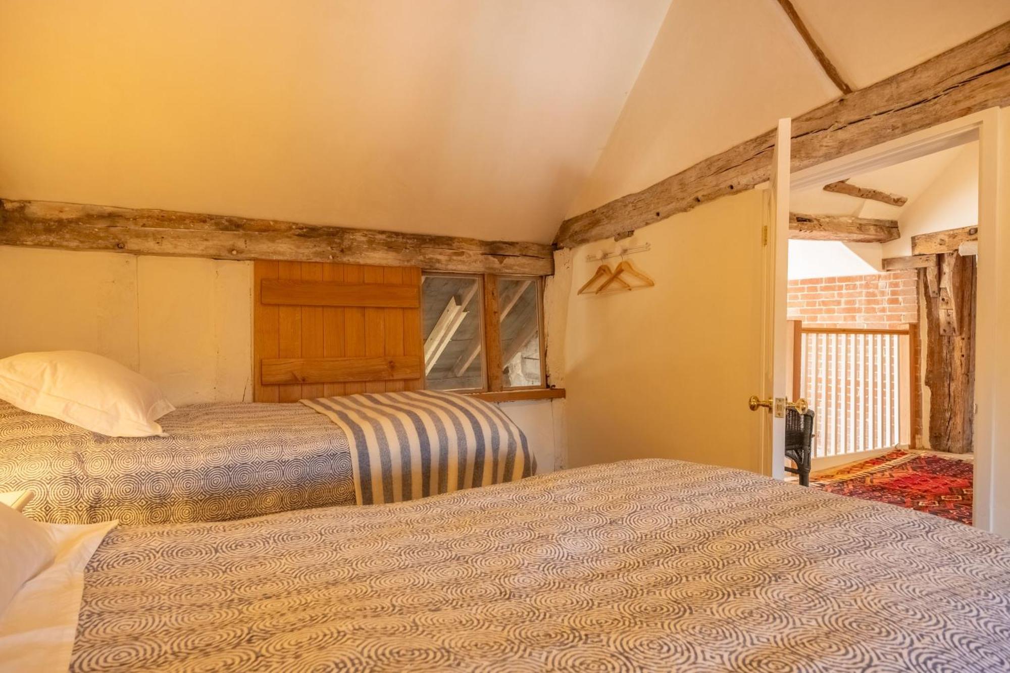 River House Kersey Exterior foto